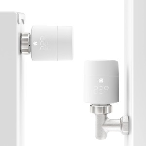 tado° Kit di base termostato termosifone smart V3+ montato su radiatore.