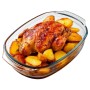 Pollo arrosto con patate in pirofila di vetro per la cucina.