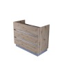 Mobile bagno in legno con tre cassetti.