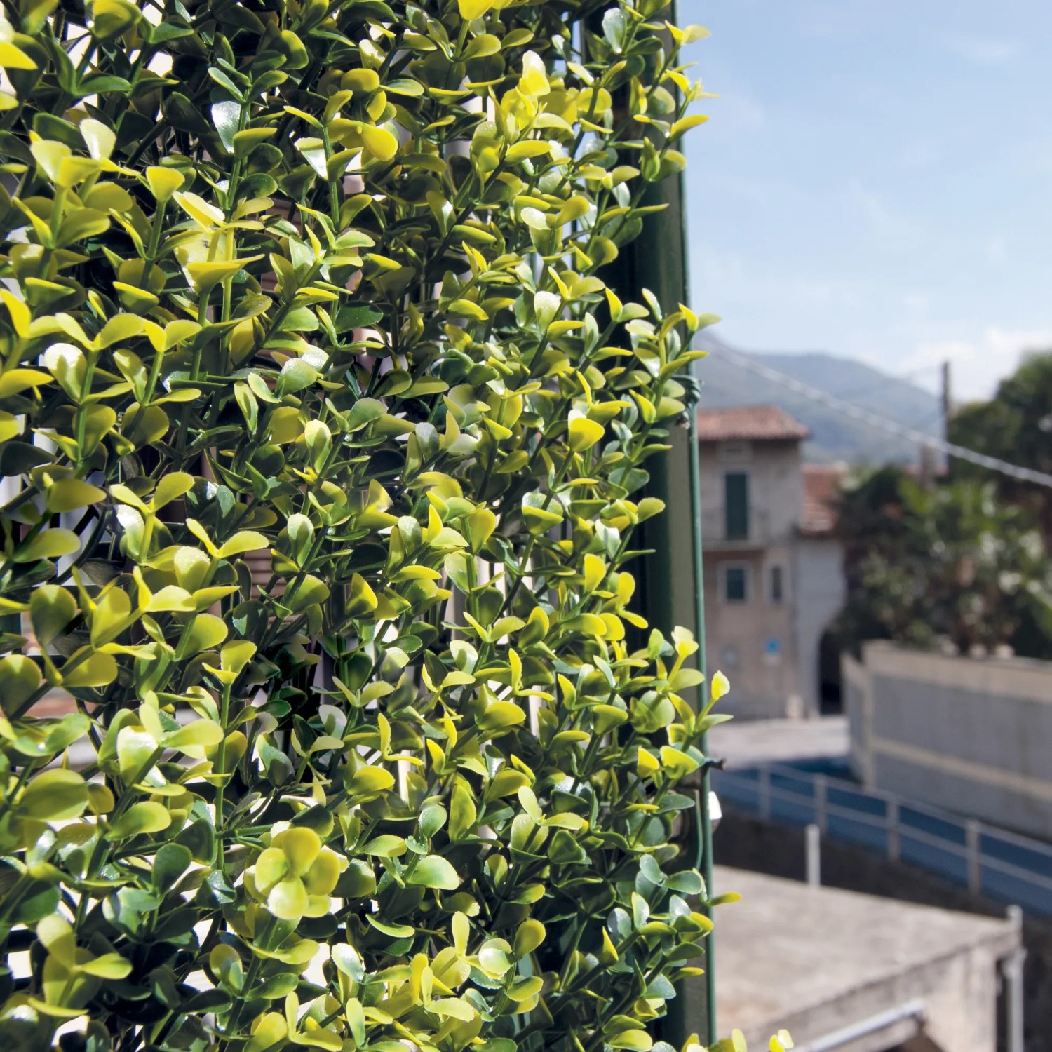 Siepe artificiale t.b.t. verde per privacy e decorazione in giardino o balcone.