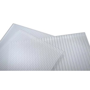 Pannelli in plastica/ondulati trasparenti t.b.t. per coperture e altro.