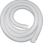 Tubo flessibile per piscina t.b.t. bianco, avvolto a spirale.