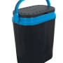 Contenitore da campeggio t.b.t. con manico e coperchio blu, ideale per attrezzatura da campeggio.