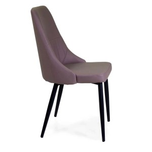 Sedia imbottita t.b.t. color tortora con gambe nere.