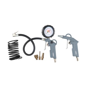 Set accessori per compressore t.b.t. con manometro, gonfiagomme, pistola ad aria e ugelli.