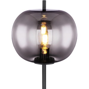 Lampada da terra Globo Blacky con vetro fumé e base in metallo nero.