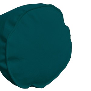 Primo piano di un cuscino rotondo turchese. Cuscino decorativo per la casa.