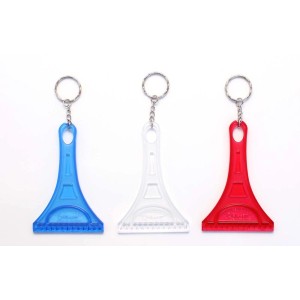 Tre portachiavi raschiaghiaccio in blu, bianco e rosso. Utile aiuto per l'inverno.