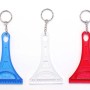 Tre portachiavi raschiaghiaccio in blu, bianco e rosso. Utile aiuto per l'inverno.