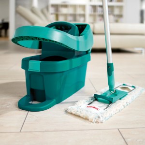 Leifheit lavapavimenti con pressa e secchio, dispositivo di pulizia per piastrelle e pavimenti in pietra.