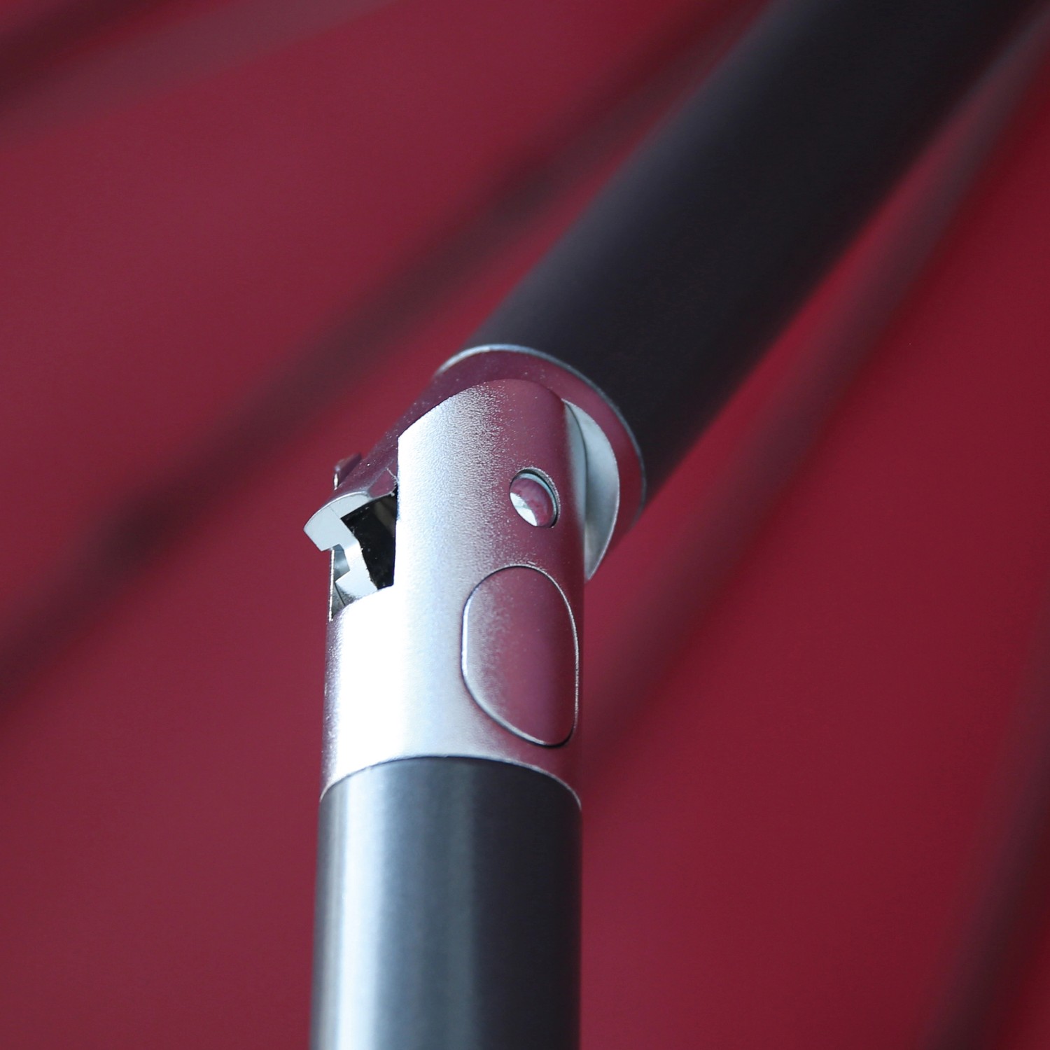 Dettaglio: Ombrellone da mercato Limon bordeaux, Ø 270 cm, con manovella e telaio in alluminio.