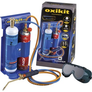 Set accessori per saldatura t.b.t. con bombole gas, tubo, torcia e occhiali protettivi.