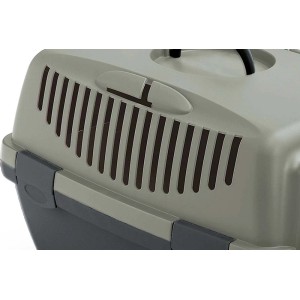 Trasportino grigio per cani, gatti o piccoli animali con fessure di ventilazione.