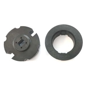 Accessorio domotica t.b.t., composto da due parti in plastica nera.