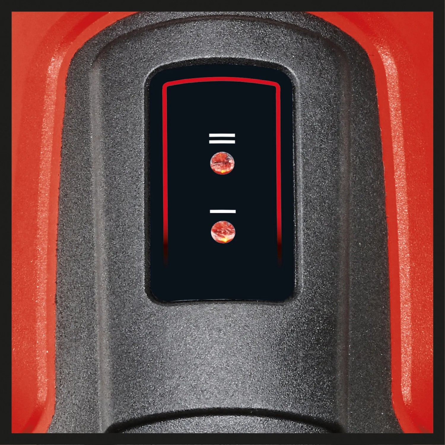 Dettaglio del display LED della pistola ad aria calda a batteria Einhell TE-HA 18 Li Solo.