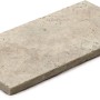Piastrella per pavimentazione esterna t.b.t., effetto pietra naturale beige.