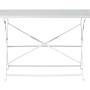 Tavolo da giardino t.b.t. rettangolare bianco con struttura in metallo pieghevole.