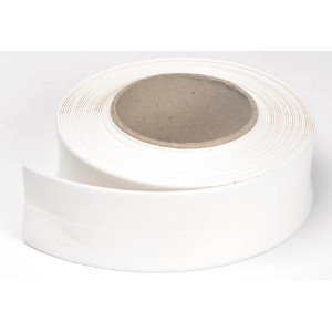 Battiscopa bianco (Battiscopa) su rotolo, dettaglio.