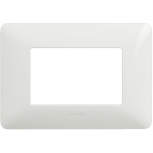 Placca di copertura bianca t.b.t. per interruttori e prese.