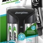 Caricabatterie Energizer con 4 batterie AA. Stazione di ricarica per batterie ricaricabili.