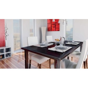 Tavolo da pranzo con decorazioni e stoviglie. Categoria: Tovaglie.