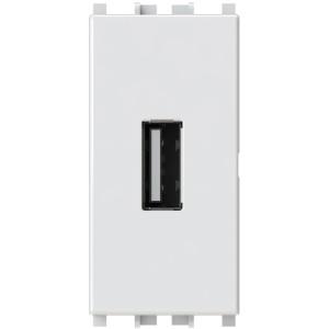 Inserto USB t.b.t. per placche e comandi.