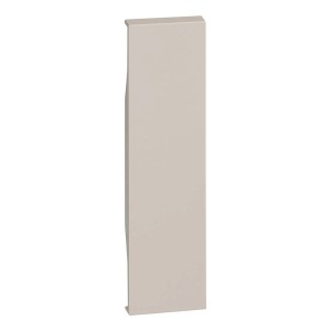 Placca t.b.t. beige per interruttori e prese.