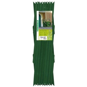Grigliato estensibile in legno verde, ideale per piante rampicanti in giardino.