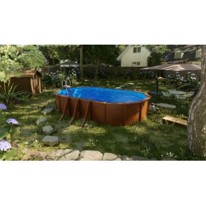 Piscina ovale Gre Pool Pacific effetto legno (610x375x120 cm) con scaletta in giardino.