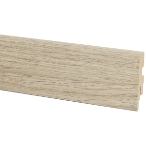 Sezione di battiscopa t.b.t. color legno chiaro.