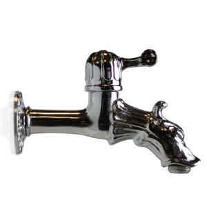 Rubinetto cromato a forma di drago per fontane da giardino.