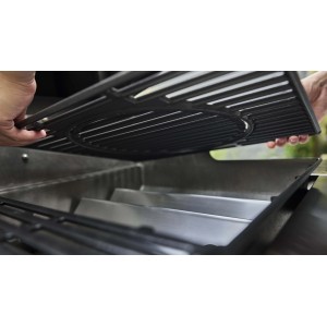 Barbecue a gas Weber Genesis E-435 4 bruciatori con fornello laterale nero
