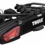 Portabiciclette Thule per auto, adatto per il montaggio sul tetto.