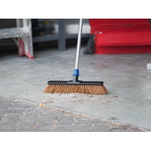 Testa di scopa professionale in cocco LUX, larghezza 40 cm, per spazzare via lo sporco grossolano all'aperto.