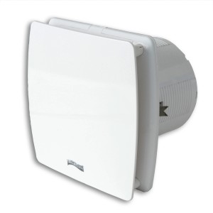 Ventilatore a muro bianco per bagno e cucina.