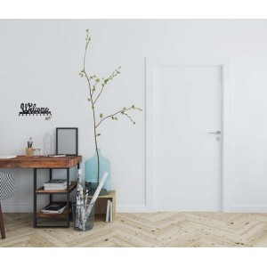 Appendiabiti da parete decorativo t.b.t. "Welcome" in corridoio.