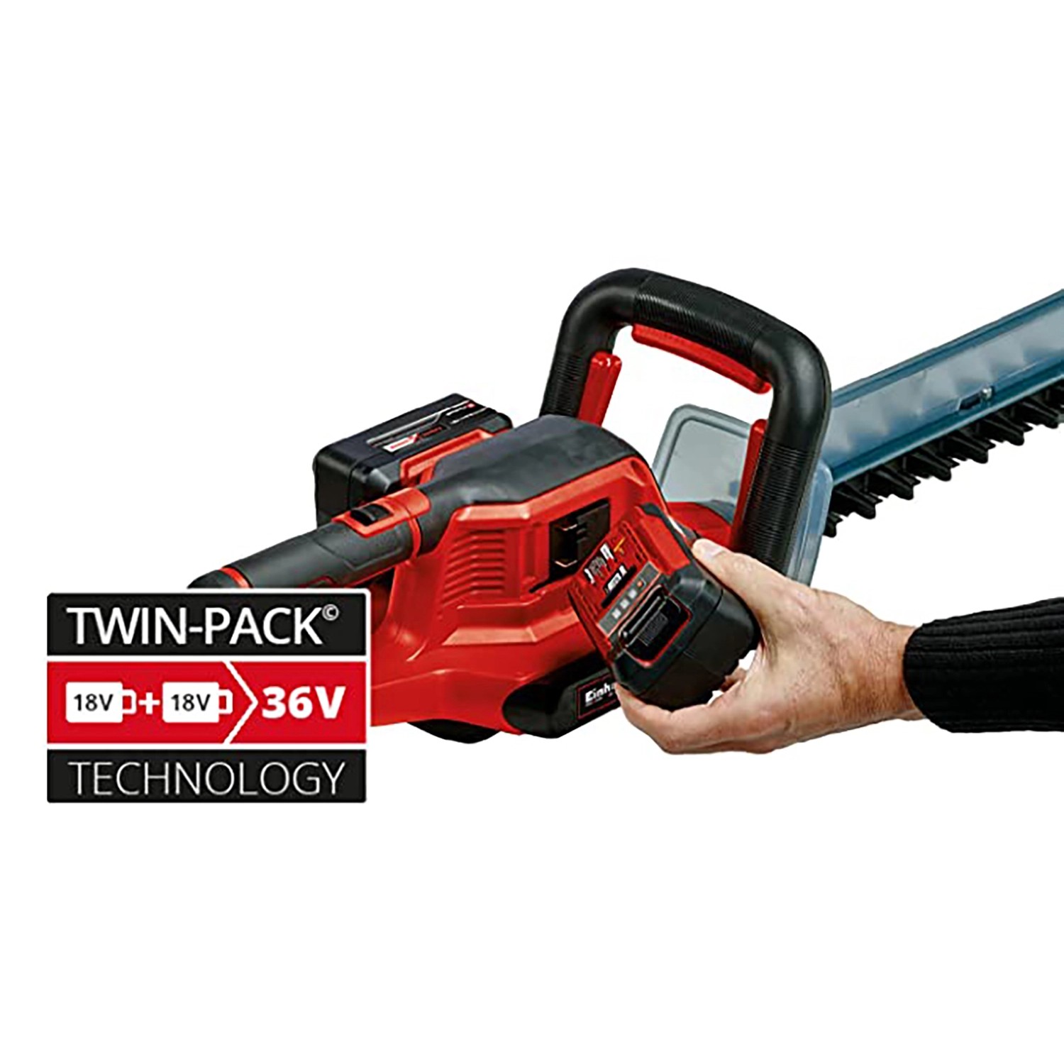 Tagliasiepi a batteria Einhell Power X-Change con batteria da 18V inserita.