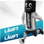 Cartoon di una batteria Energizer Max Plus 9V che corre. Energia a lunga durata per i dispositivi.