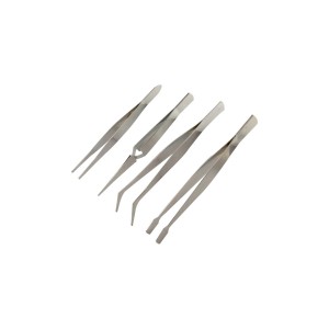 Set di quattro pinzette t.b.t. in diversi design.