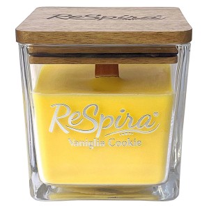 t.b.t. Candela profumata in vetro con coperchio in legno, profumo Vanilla Cookie.