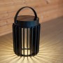 Lampada da tavolo solare a LED Lutec Kozy nera con struttura a griglia e maniglia. Luce solare decorativa per il tavolo da giardino.