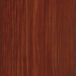 Struttura in legno, tonalità mogano, trattata con impregnante protettivo per legno OBI. Impregnante per esterni.