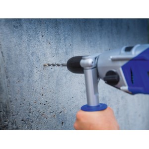 Punta per cemento LUX Comfort (Ø 14 mm) che fora un muro di cemento con trapano.