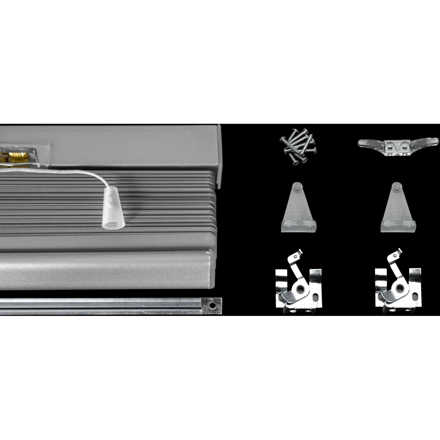 Veneziana t.b.t. con accessori di montaggio.