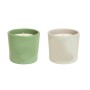 Due candele t.b.t. in contenitori di ceramica verde e beige.