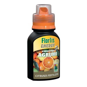 Flacone di fertilizzante liquido per agrumi.
