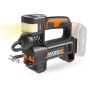 Compressore a batteria Worx WX092.9 20 V con luce LED e display digitale della pressione.