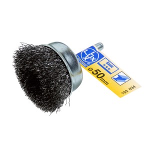 Spazzola a tazza LUX 50 mm a grana grossa per rimuovere ruggine e vernice dal metallo.
