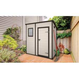 Casetta da giardino in plastica con finestra e porta. Ideale per riporre gli attrezzi da giardino.