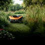 Robot rasaerba Worx M800 in giardino, tosaerba intelligente senza filo perimetrale.